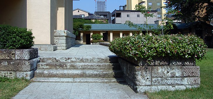 他の地域の大谷石建造物① 自由学園明日館･講堂1