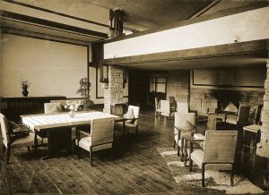 記録写真《自由学園 明日館内部》|1921年頃 自由学園 明日館 蔵 (C)JIYUGAKUEN