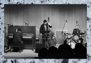 前半部のピアノ・トリオ演奏|2017年|於・宇都宮美術館 講義室 撮影=宇都宮美術館「石の街うつのみや」展 調査・撮影チーム (C)Utsunomiya Museum of Art